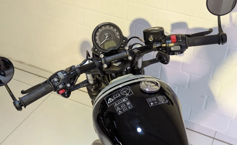 Angebot Triumph Bonneville Bobber Bild 5: Angebot Triumph Bonneville Bobber
