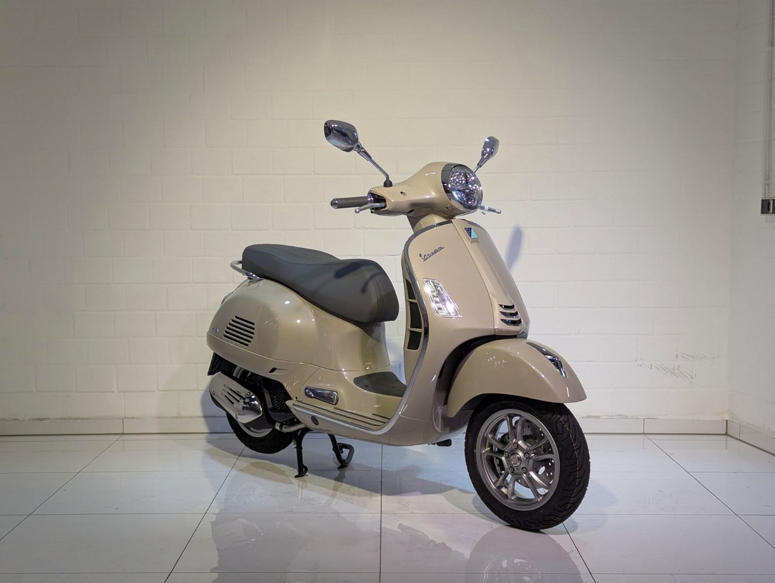 Vespa GTS 125