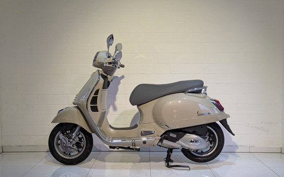 Neufahrzeug Vespa GTS 125 - Bild 3