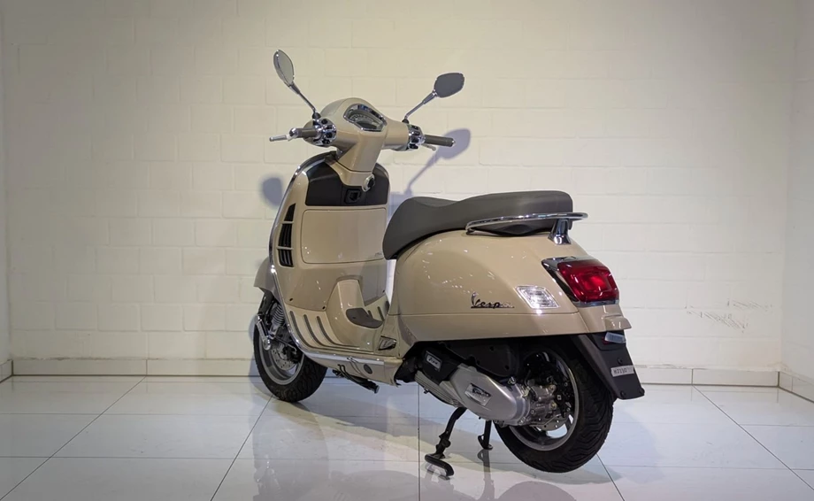Angebot Vespa GTS 125 Bild 4: Angebot Vespa GTS 125