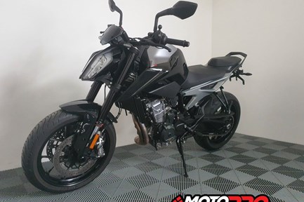 KTM 790 Duke