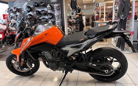 Gebrauchtmotorrad KTM 790 Duke - Bild 7 Gebrauchtmotorrad KTM 790 Duke - Bild 7