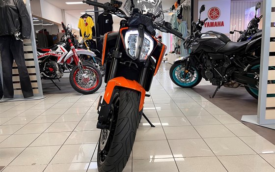 Gebrauchtmotorrad KTM 790 Duke - Bild 2 Gebrauchtmotorrad KTM 790 Duke - Bild 2