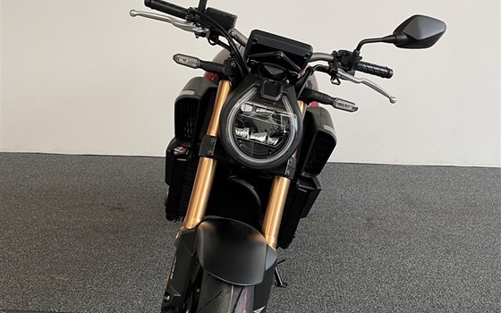 Neufahrzeug Honda CB650R E-Clutch - Bild 7 Neufahrzeug Honda CB650R E-Clutch - Bild 7