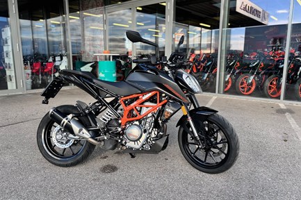 KTM 390 Duke