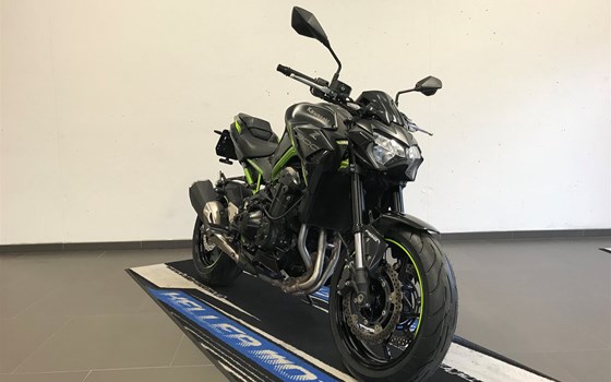 Motorrad Occasion Kawasaki Z900 - Bild 3