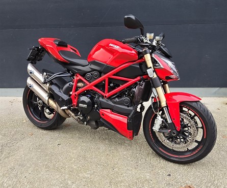 Gebrauchtmotorrad Ducati Streetfighter 848