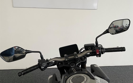 Neufahrzeug Honda CB650R E-Clutch - Bild 16 Neufahrzeug Honda CB650R E-Clutch - Bild 16