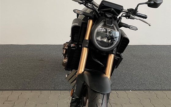 Neufahrzeug Honda CB650R E-Clutch - Bild 11 Neufahrzeug Honda CB650R E-Clutch - Bild 11