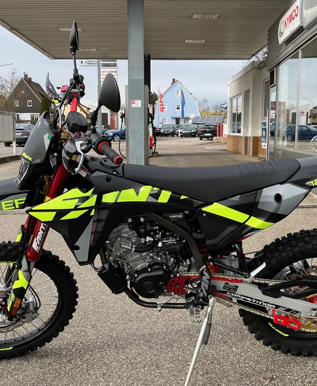 Fantic XEF 125 Performance<br />& Competition jetzt mit ABS