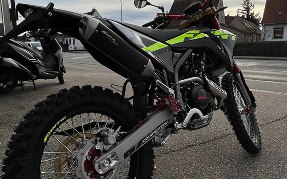 Neufahrzeug Fantic XEF 125 Performance - Bild 5