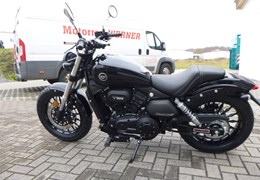 Neumotorrad Keeway RKV 125C