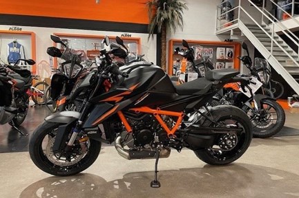 KTM 1290 Super Duke R EVO