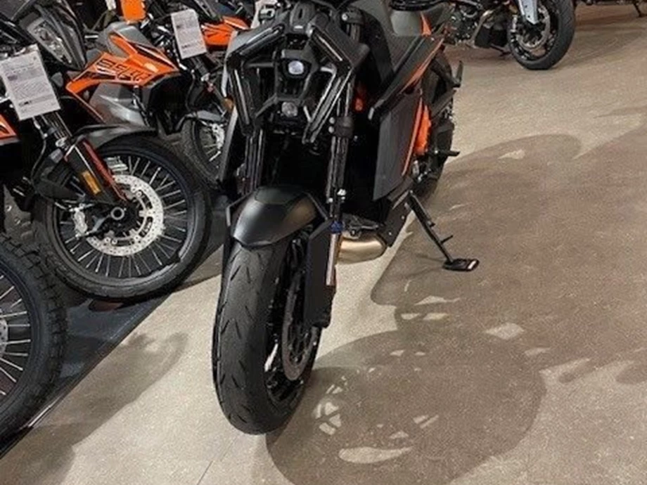 Angebot KTM 1290 Super Duke R EVO Bild 3: Angebot KTM 1290 Super Duke R EVO
