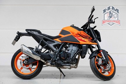 KTM 990 Duke