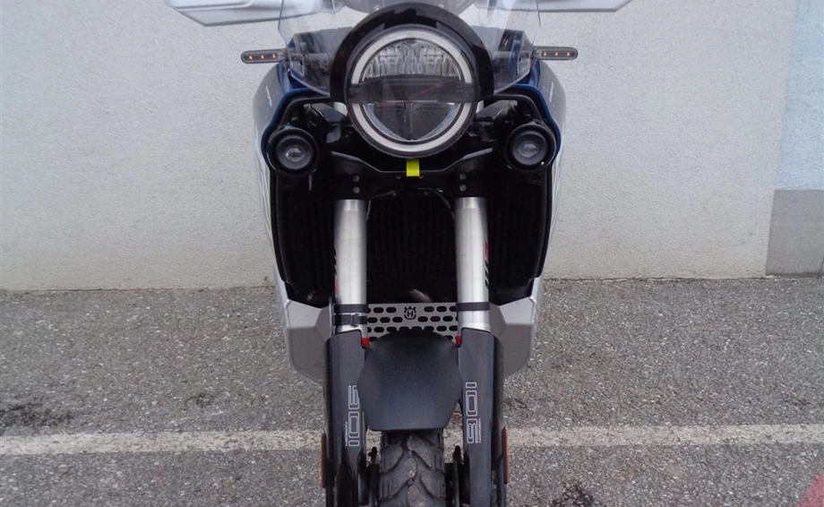 Angebot Husqvarna Norden 901 Expedition Bild 3: Angebot Husqvarna Norden 901 Expedition