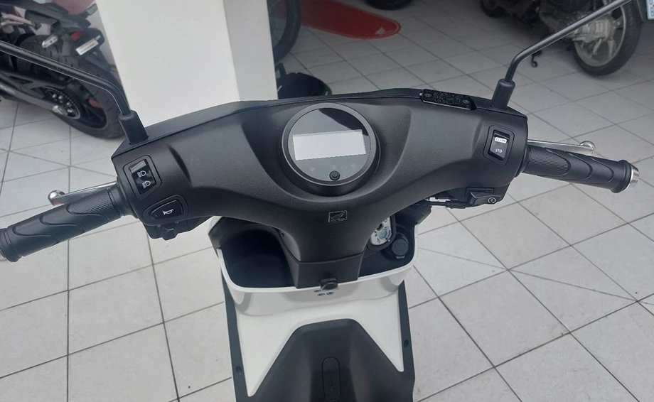 Offer Honda EM1 e Bild 6: Offer Honda EM1 e