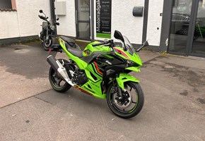 Kawasaki Ninja 500 SE