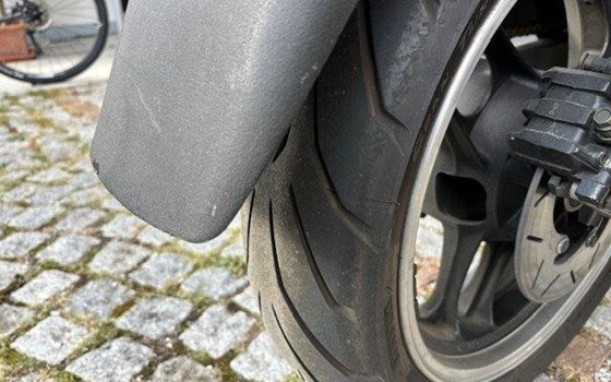 Gebrauchtmotorrad Triumph Trident 900 - Bild 4