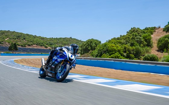 Neufahrzeug Yamaha R1 GYTR - Bild 4