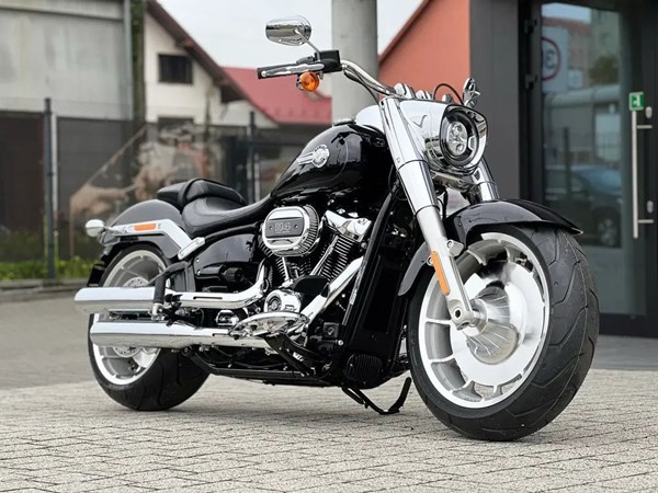 Gebrauchtmotorrad Harley-Davidson Softail Fat Boy 114 FLFBS