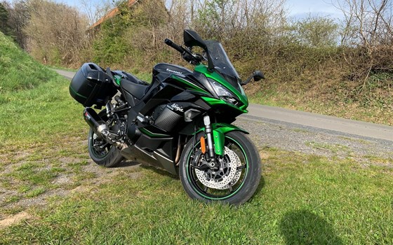 Gebrauchtmotorrad Kawasaki Ninja 1000SX - Bild 1 Gebrauchtmotorrad Kawasaki Ninja 1000SX - Bild 1
