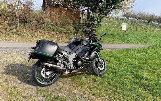 Gebrauchtmotorrad Kawasaki Ninja 1000SX - Bild 4 Gebrauchtmotorrad Kawasaki Ninja 1000SX - Bild 4