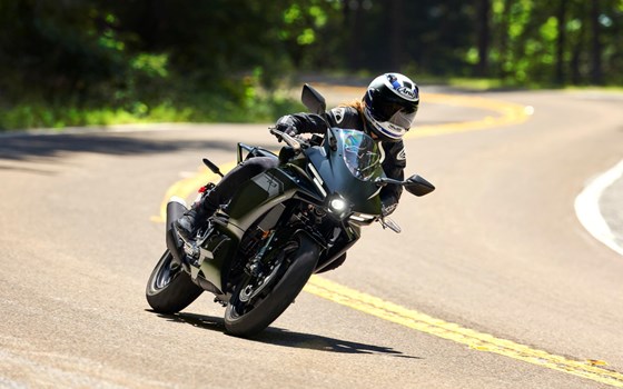 Neufahrzeug Yamaha R3 - Bild 2