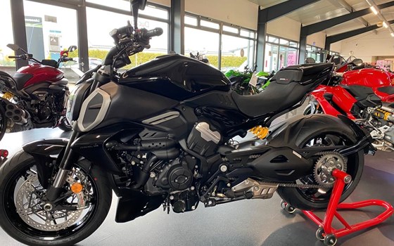 Neufahrzeug Ducati Diavel V4 - Bild 2