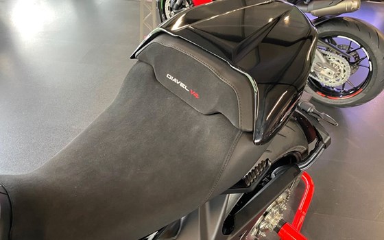 Neufahrzeug Ducati Diavel V4 - Bild 4
