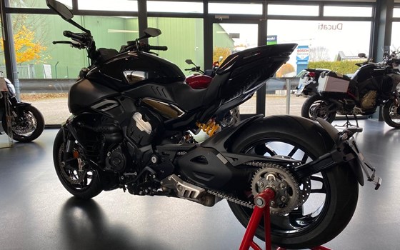 Neufahrzeug Ducati Diavel V4 - Bild 8