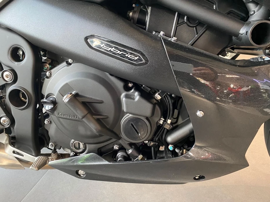 Angebot Kawasaki Z7 Hybrid Bild 7: Angebot Kawasaki Z7 Hybrid