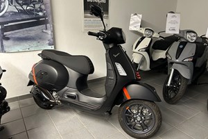 Angebot Vespa GTS 300 Super Sport