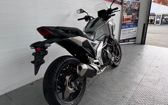 Gebrauchtmotorrad Honda NC750X DCT - Bild 3