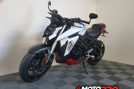 Suzuki GSX-S950