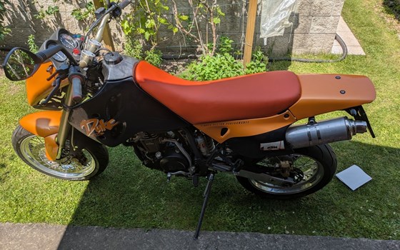 Gebrauchtmotorrad KTM 620 Duke - Bild 4