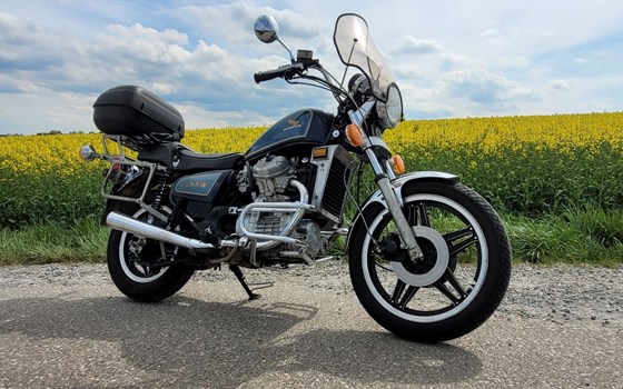Gebrauchtmotorrad Honda CX 500 C - Bild 2