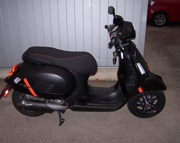 Vespa GTS 300 Super Sport