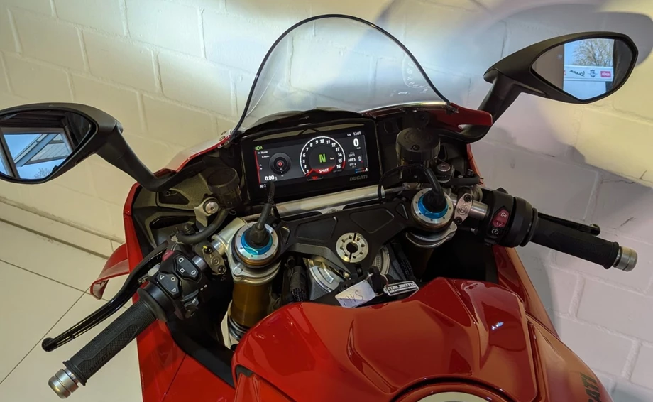 Angebot Ducati Panigale V4 S Bild 6: Angebot Ducati Panigale V4 S