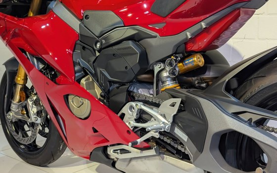 Neufahrzeug Ducati Panigale V4 S - Bild 8