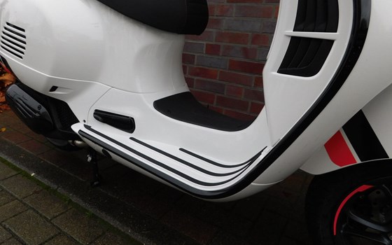 Neufahrzeug Vespa GTS 125 Super Sport - Bild 10