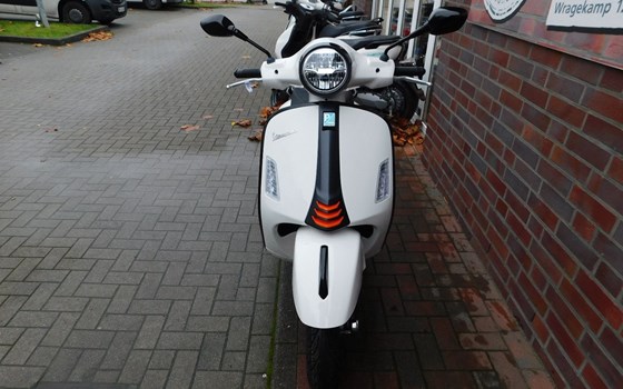 Neufahrzeug Vespa GTS 125 Super Sport - Bild 3