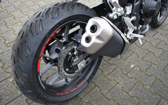 Gebrauchtmotorrad Honda CB500 Hornet - Bild 11