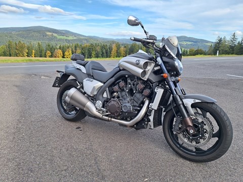 Yamaha V-MAX