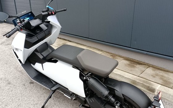 Gebrauchtmotorrad BMW CE 04 - Bild 6 Gebrauchtmotorrad BMW CE 04 - Bild 6