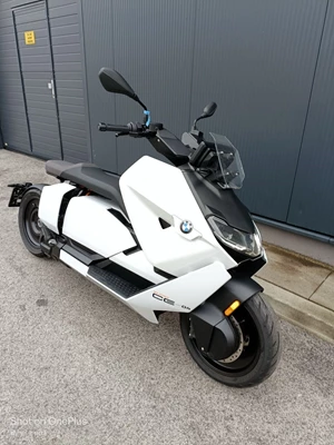 BMW CE 04 (light-white uni) - Bild 4