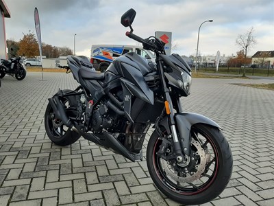 GSX-S750