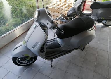Gebrauchte Vespa GTS 300 hpe Super Tech Gebrauchte Vespa GTS 300 hpe Super Tech