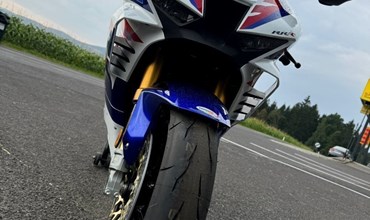 Honda CBR1000RR-R Fireblade SP 30th Anniversary