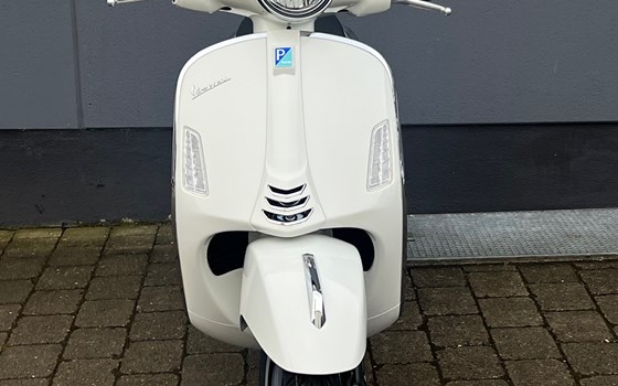 Neufahrzeug Vespa GTS 125 Super - Bild 3